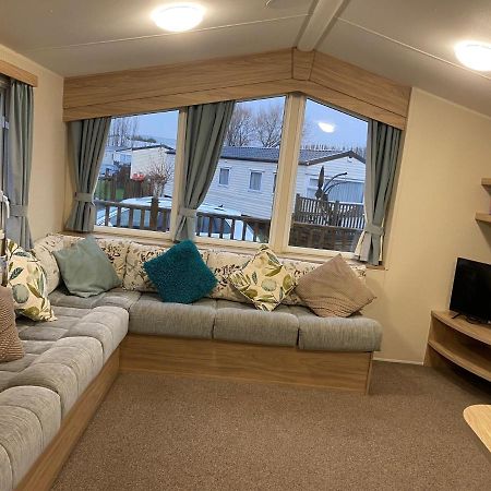 Willow Lodge Crowle  外观 照片